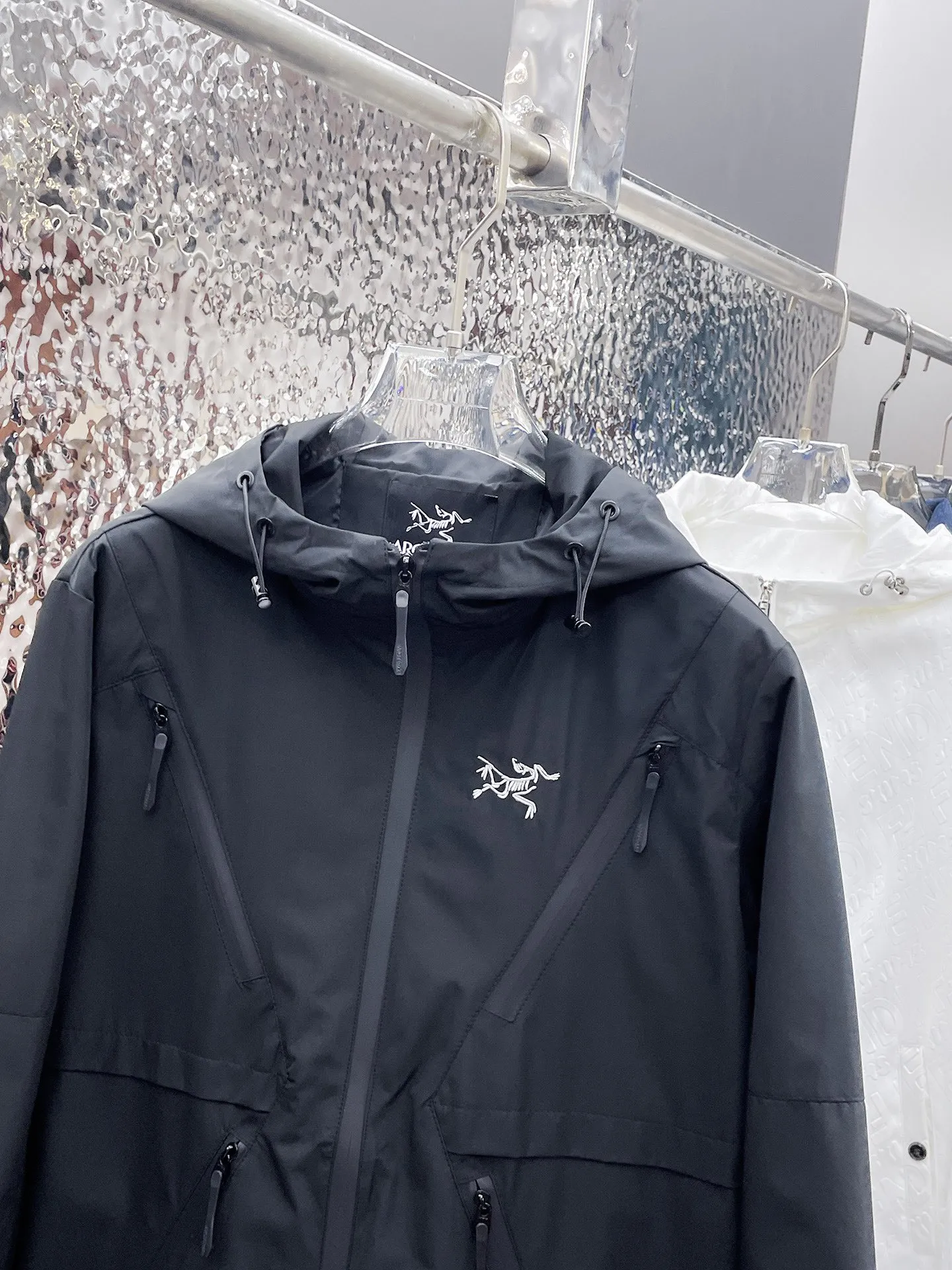 Same Style， ， ！2026 New Arrival ，Original Premium ！ Breathable ， ， ， Quality。 ！ ， ！Sizes：M～3XL